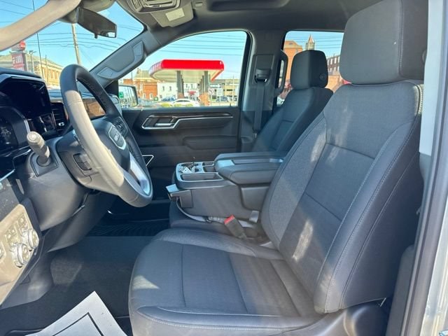 2026 GMC Sierra 1500 SLE - Photo 11