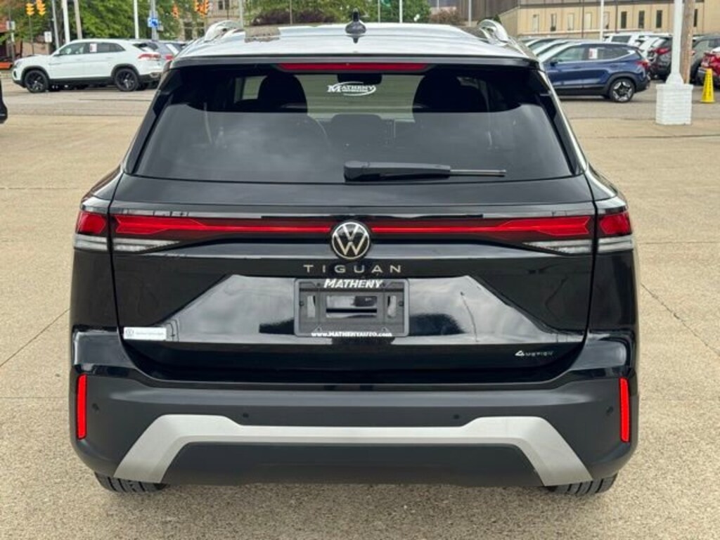 Used 2025 Volkswagen Tiguan S