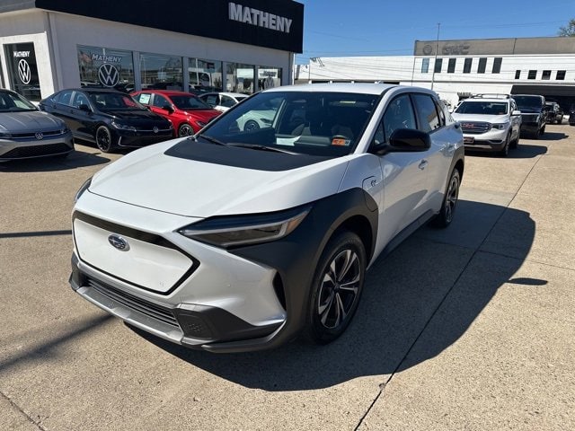 2023 Subaru SOLTERRA Premium's photo