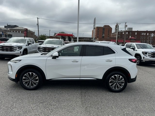 2024 Buick Envision Preferred photo 2