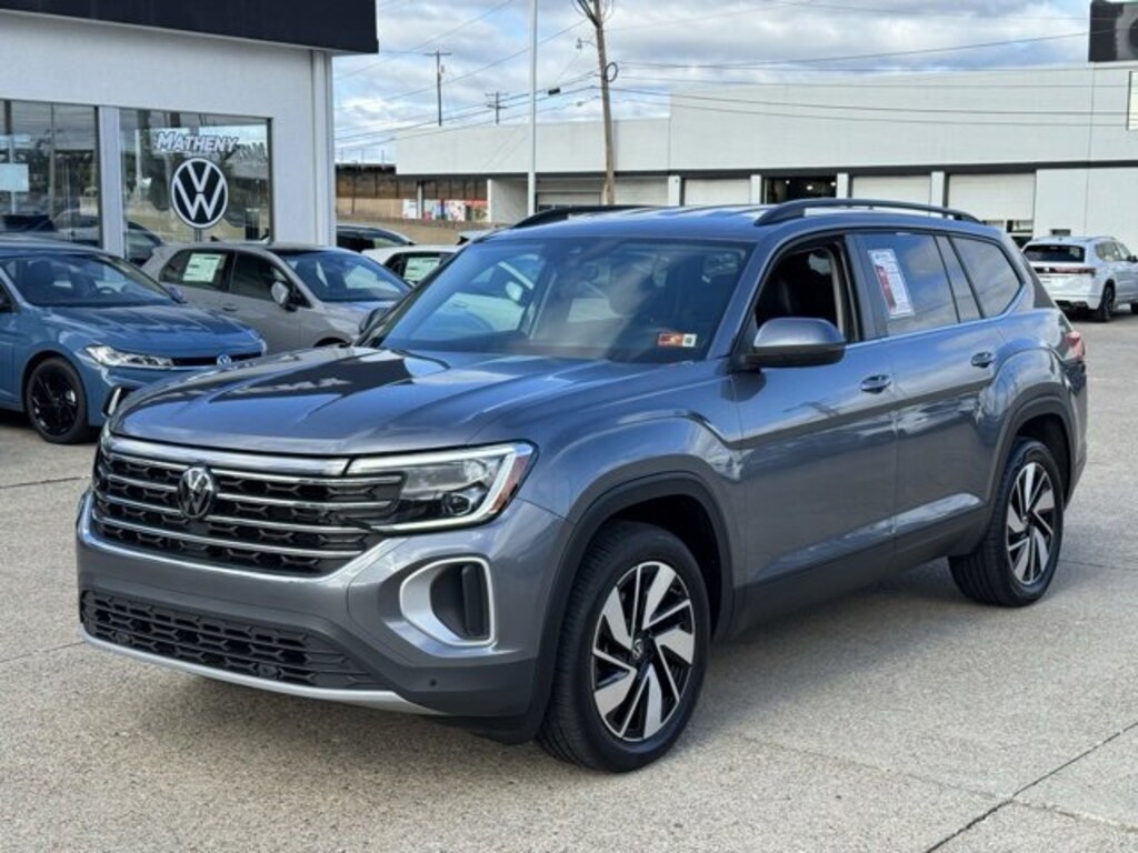 Used 2024 Volkswagen Atlas 2.0T SE w/Technology