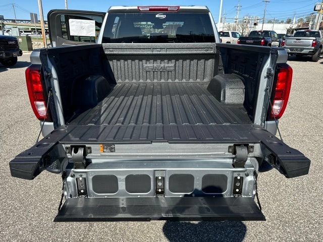 2026 GMC Sierra 1500 SLE - Photo 10
