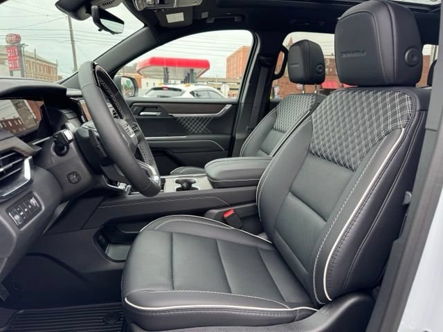 2026 GMC Acadia Denali - Photo 12