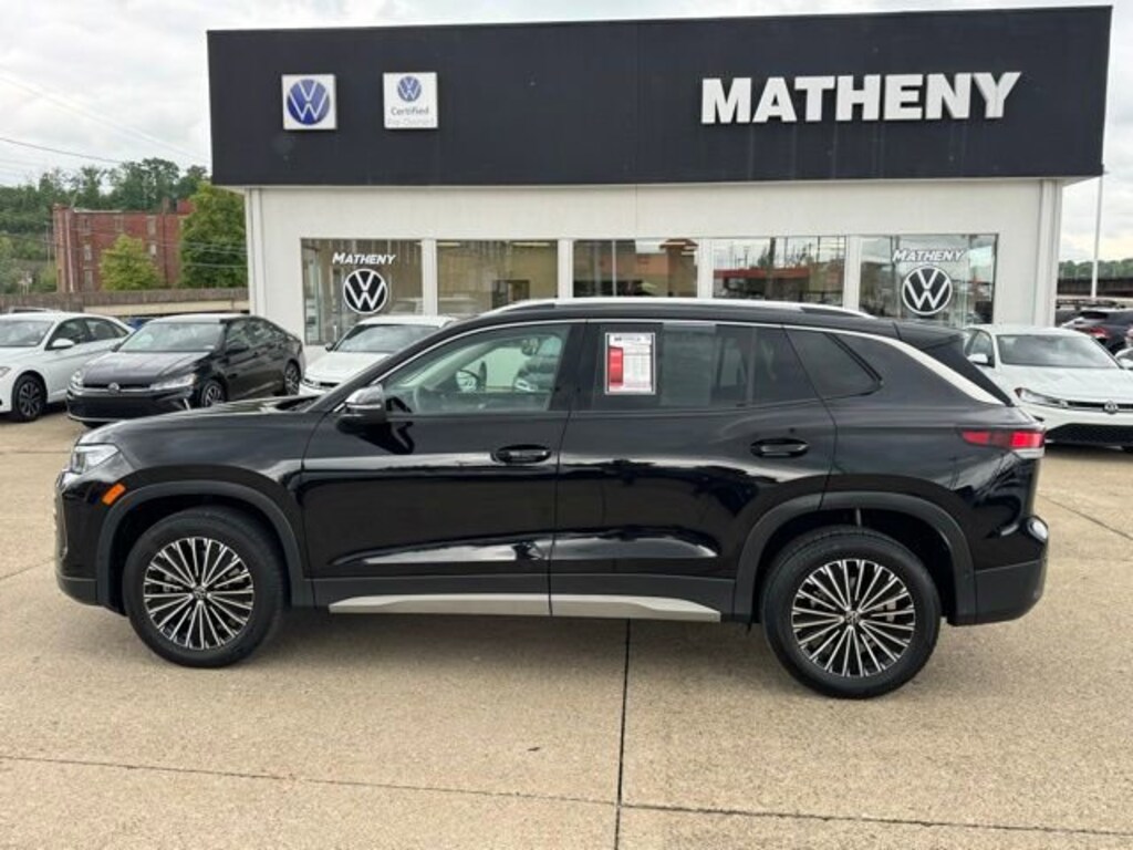 Used 2025 Volkswagen Tiguan S