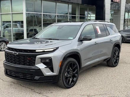 2024 Chevrolet Traverse RS SUV