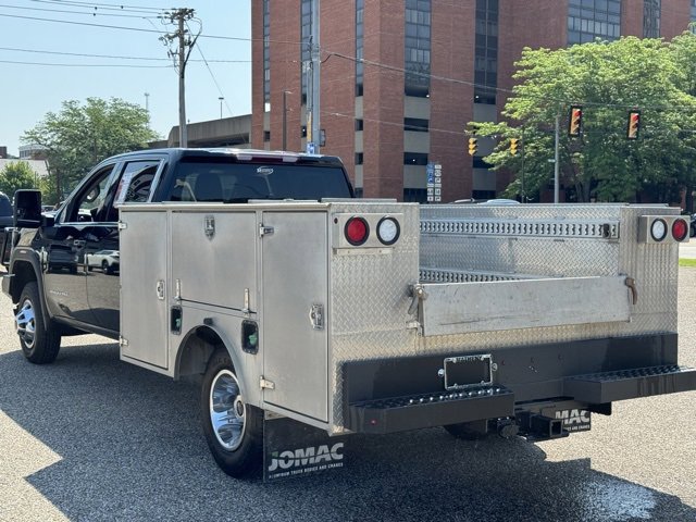 2023 Gmc Sierra 3500 HD SLE photo 3
