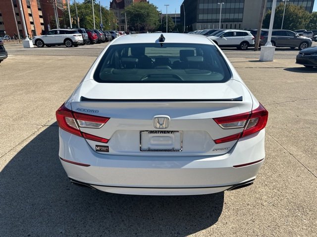 2022 Honda Accord Sport photo 4