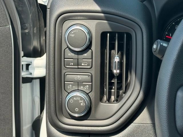 2026 GMC Sierra 1500 Pro - Photo 13