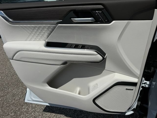 2026 GMC Acadia Denali - Photo 18