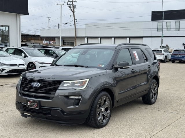 2018 Ford Explorer Sport's photo
