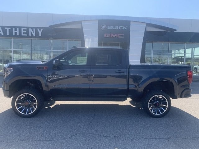 Used 2022 GMC Sierra 1500 AT4 with VIN 3GTPUEEL1NG660618 for sale in Parkersburg, WV