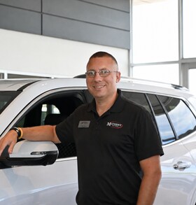 Staff member Dustin Olldaker from ID_1f7dc877e415