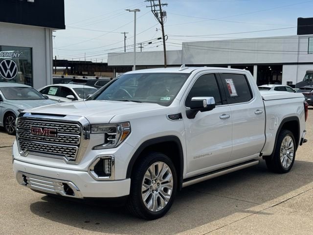 2020 GMC Sierra 4WD Crew Cab Short Box Denali's photo