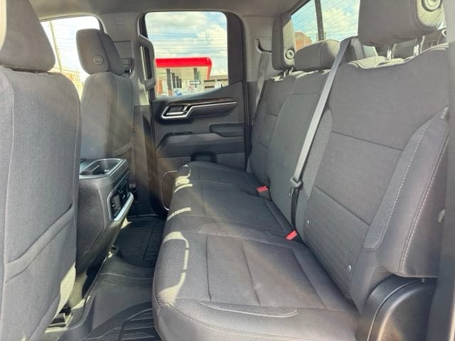 2025 GMC Sierra 1500 Elevation - Photo 10
