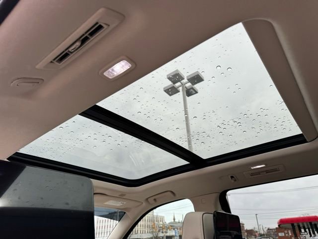 2024 GMC Yukon XL Denali - Photo 14