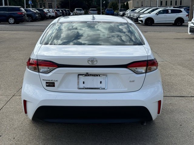 2024 Toyota Corolla LE photo 4