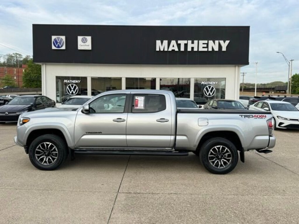 Used 2023 Toyota Tacoma 4WD SR5