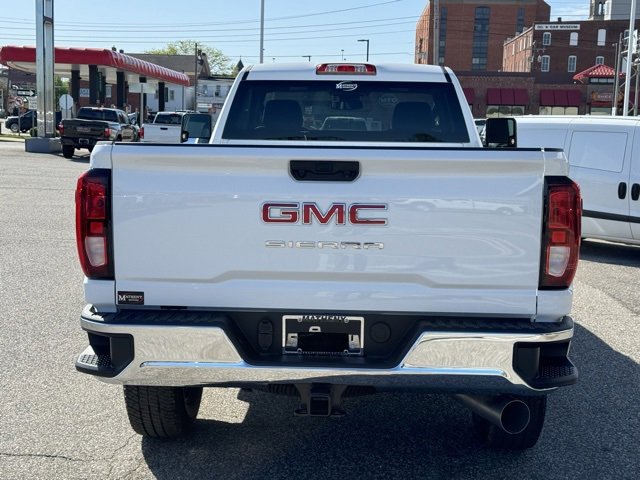 2025 Gmc Sierra 3500 HD Pro photo 4