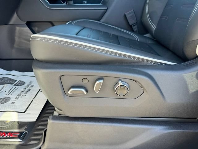 2026 GMC Sierra 1500 AT4X - Photo 14