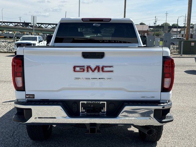 2025 Gmc Sierra 2500 HD SLE photo 4