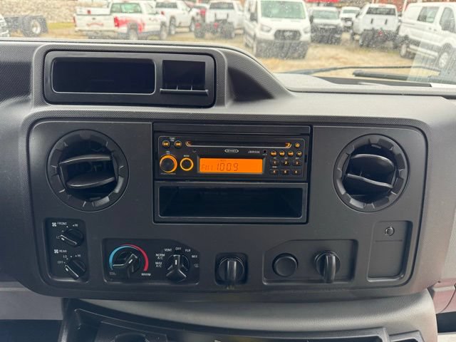 2019 Ford E-Series Cutaway Base - Photo 15