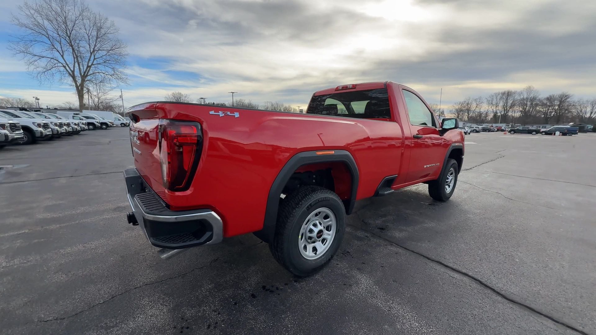 2026 GMC Sierra 3500HD Pro - Photo 8