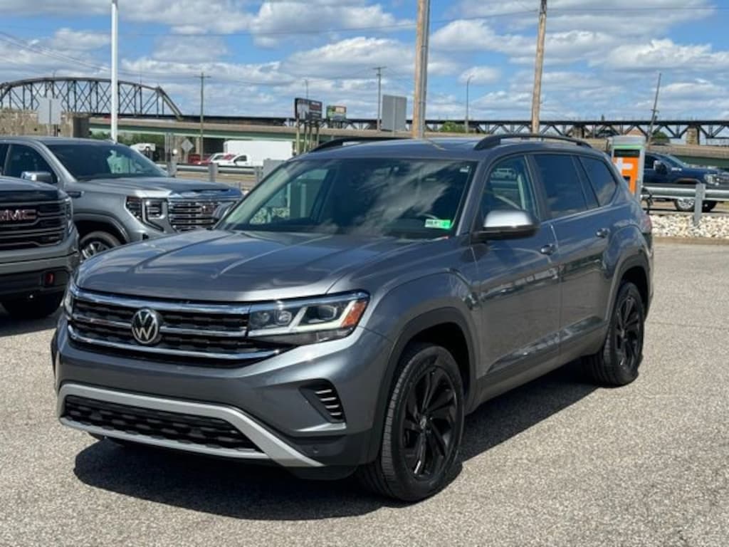 Used 2022 Volkswagen Atlas 3.6L V6 SE w/Technology