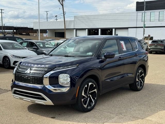 2022 Mitsubishi Outlander SE