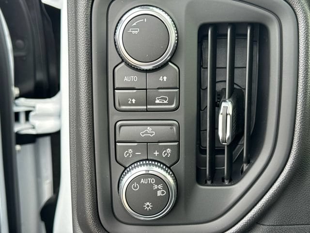 2026 GMC Sierra 1500 Pro - Photo 19