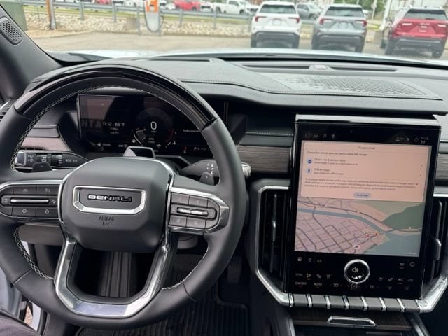 2026 GMC Acadia Denali - Photo 15