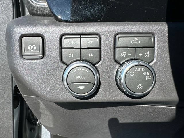 2026 GMC Sierra 1500 SLE - Photo 16