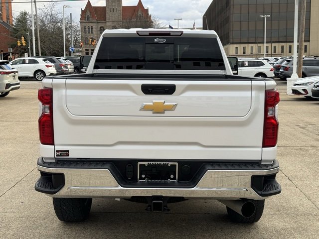 2024 Chevrolet Silverado 2500HD LT photo 4