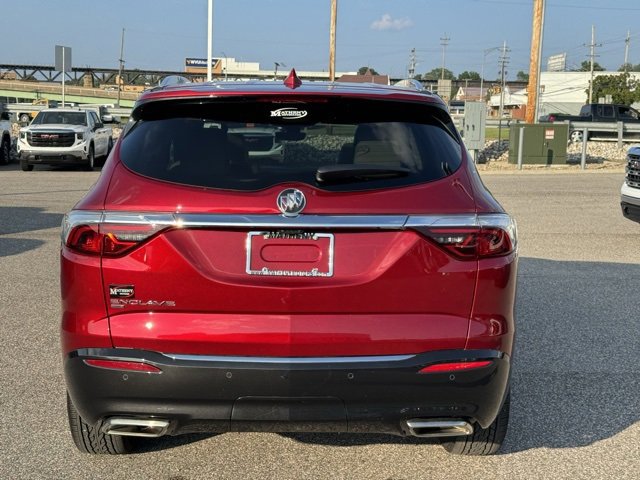 2024 Buick Enclave Essence photo 4