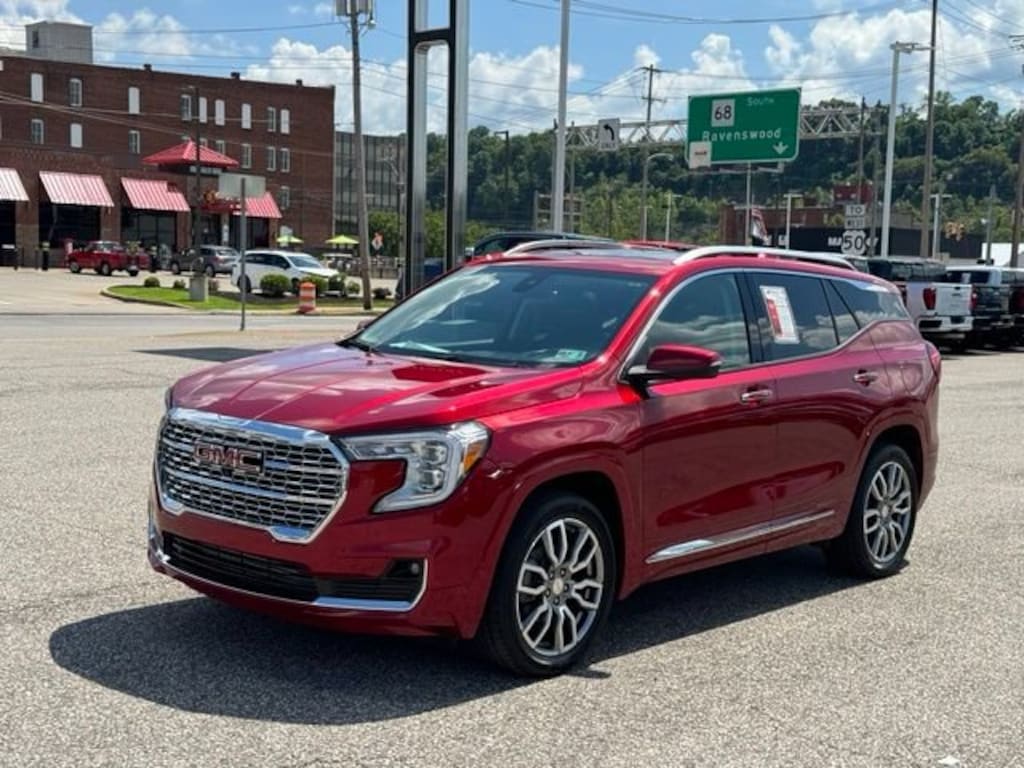 Used 2024 GMC Terrain Denali SUV