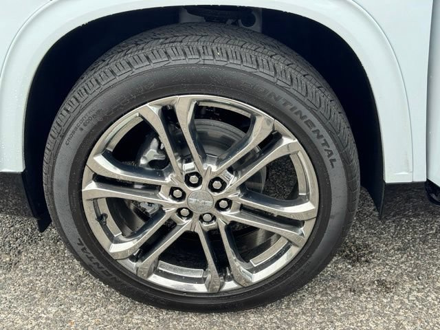2026 GMC Acadia Denali - Photo 21
