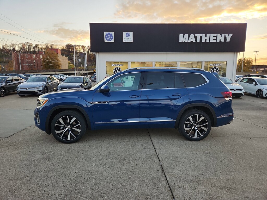 New 2026 Volkswagen Atlas 2.0T SEL Premium R-Line SUV