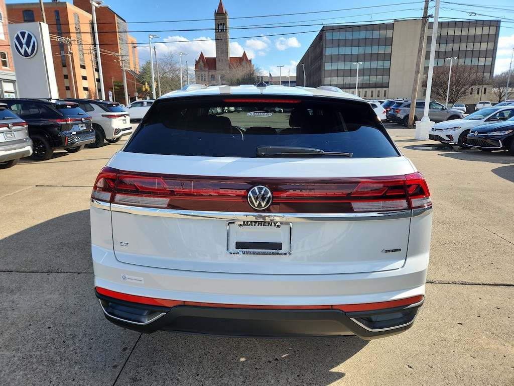 New 2026 Volkswagen Atlas Cross Sport 2.0T SE SUV