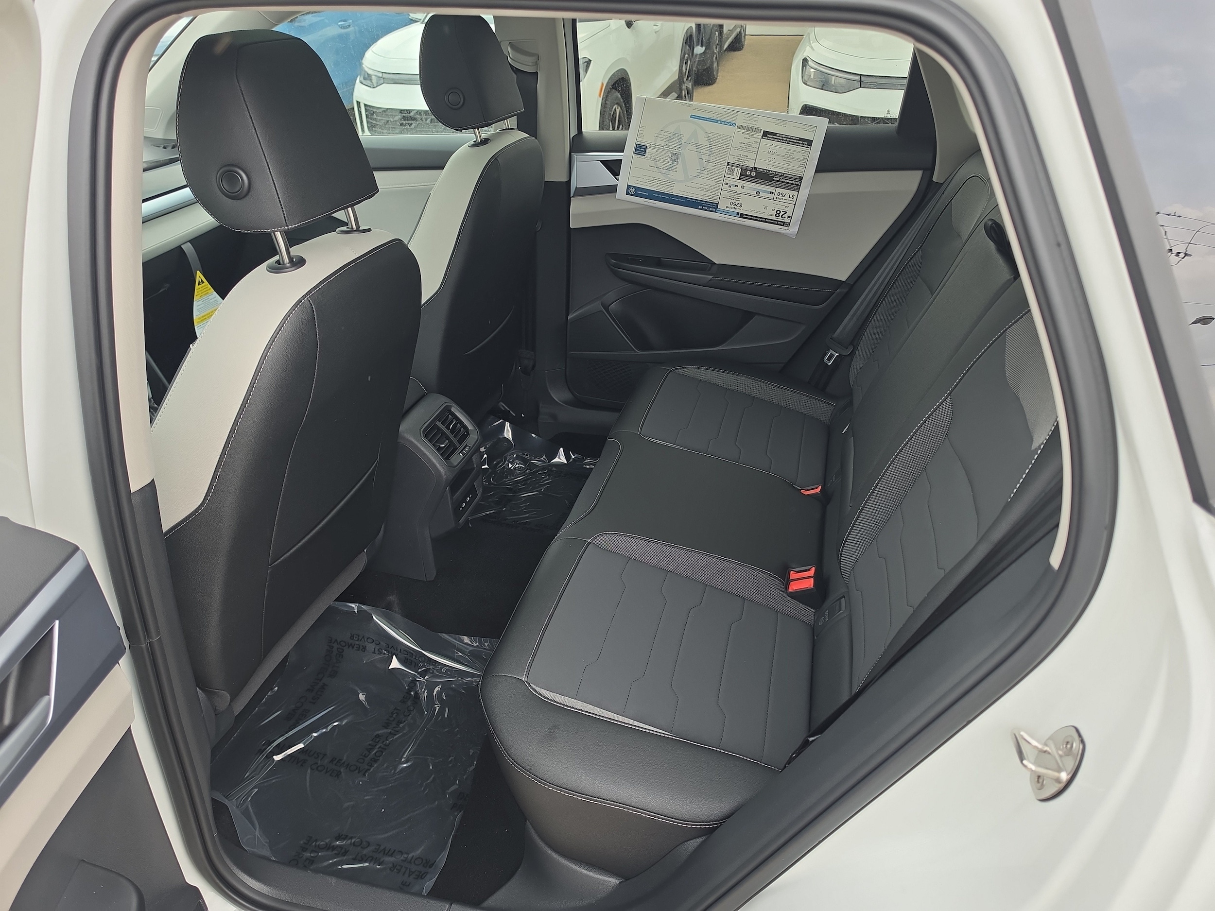2026 Volkswagen Taos SE - Photo 12