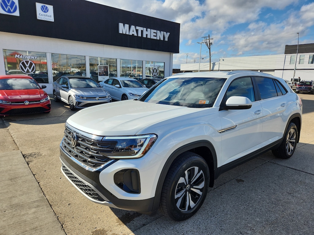 New 2026 Volkswagen Atlas Cross Sport 2.0T SE SUV