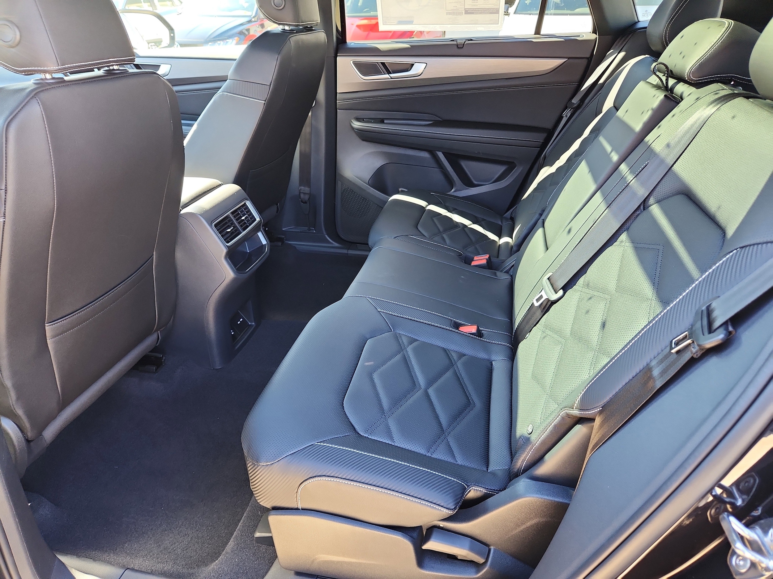 2026 Volkswagen Atlas Cross Sport SE w/Tech - Photo 13