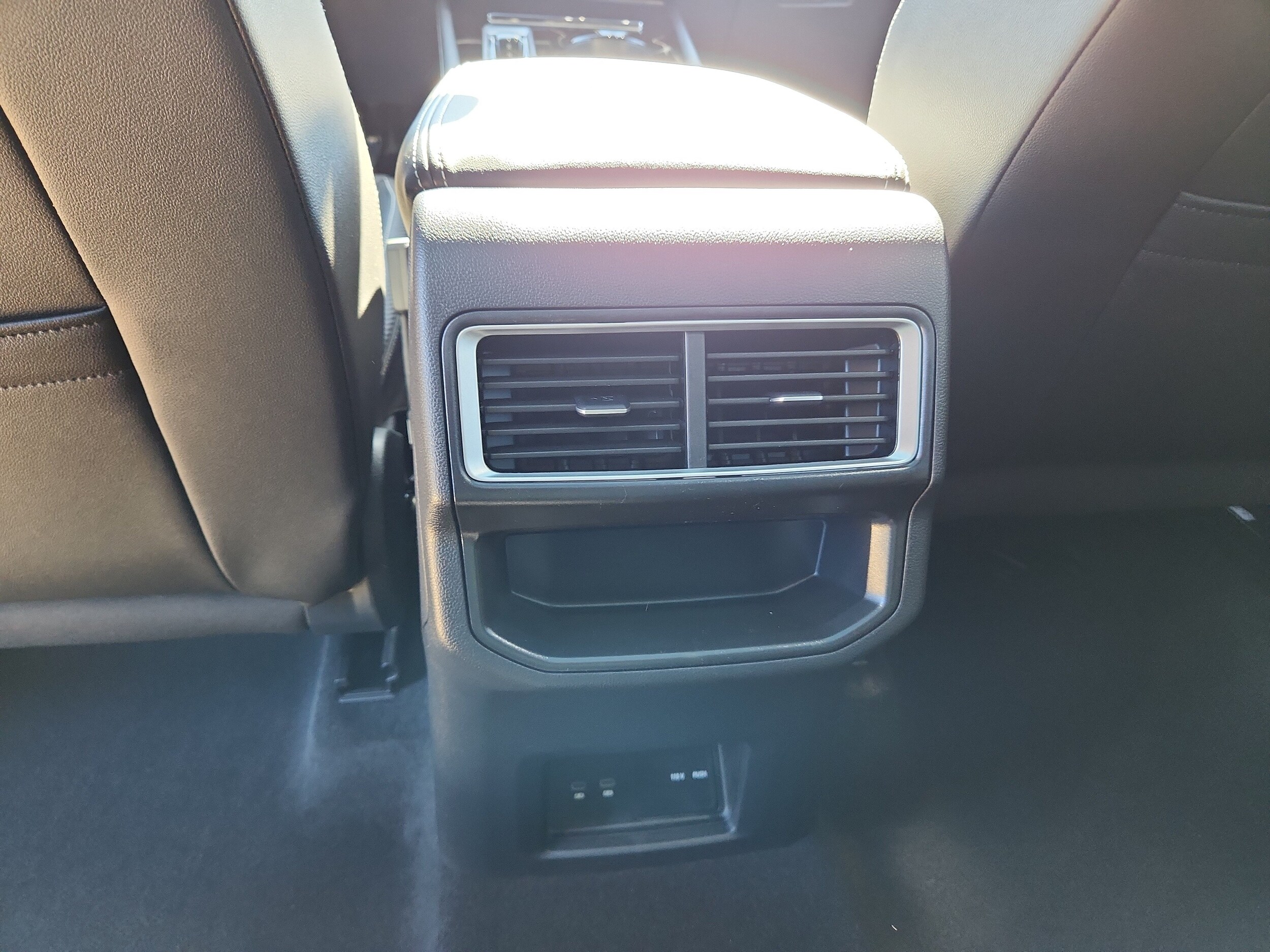 2026 Volkswagen Atlas Cross Sport SE w/Tech - Photo 15