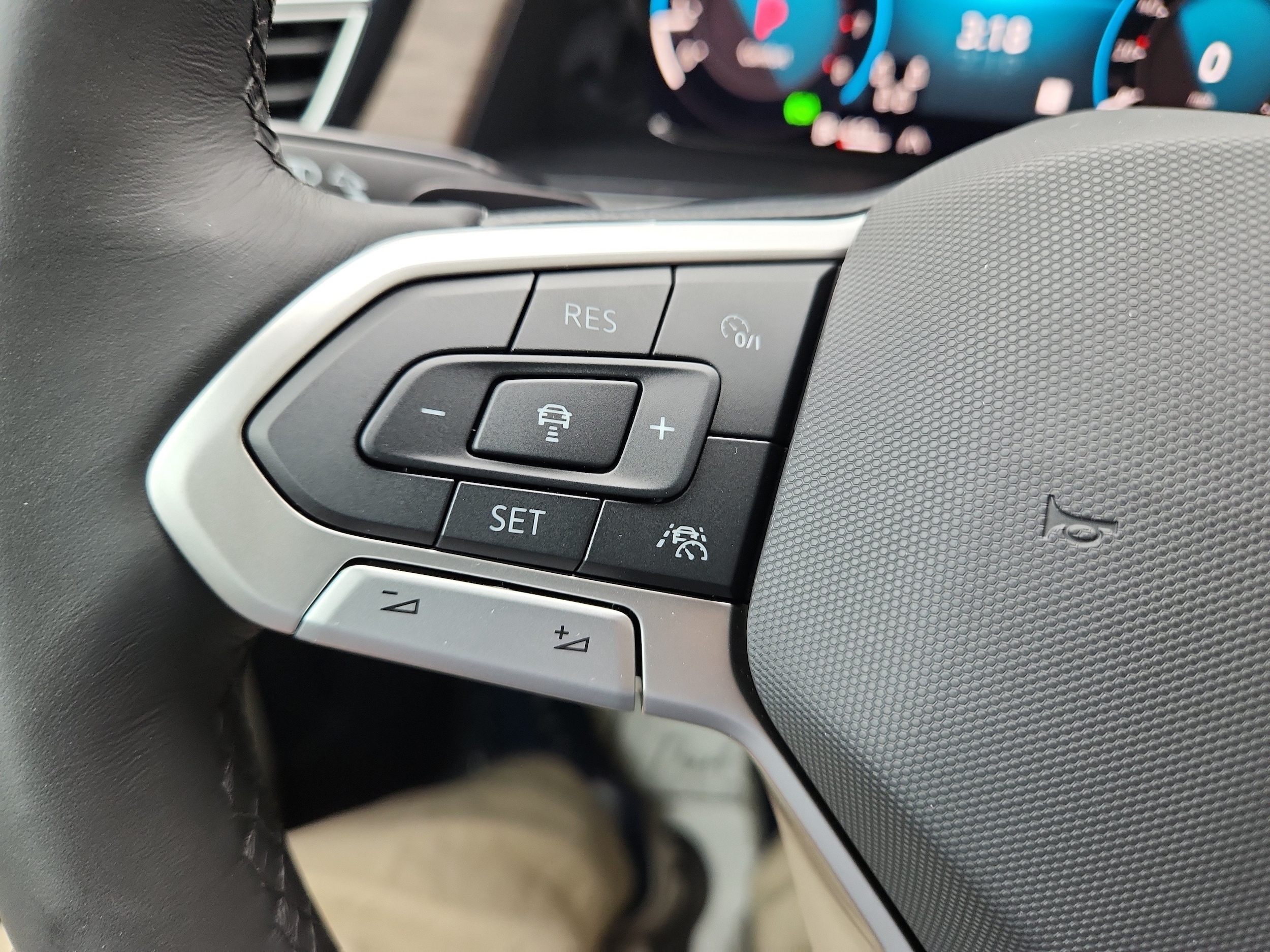 2026 Volkswagen Atlas SEL Premium R-Line - Photo 30