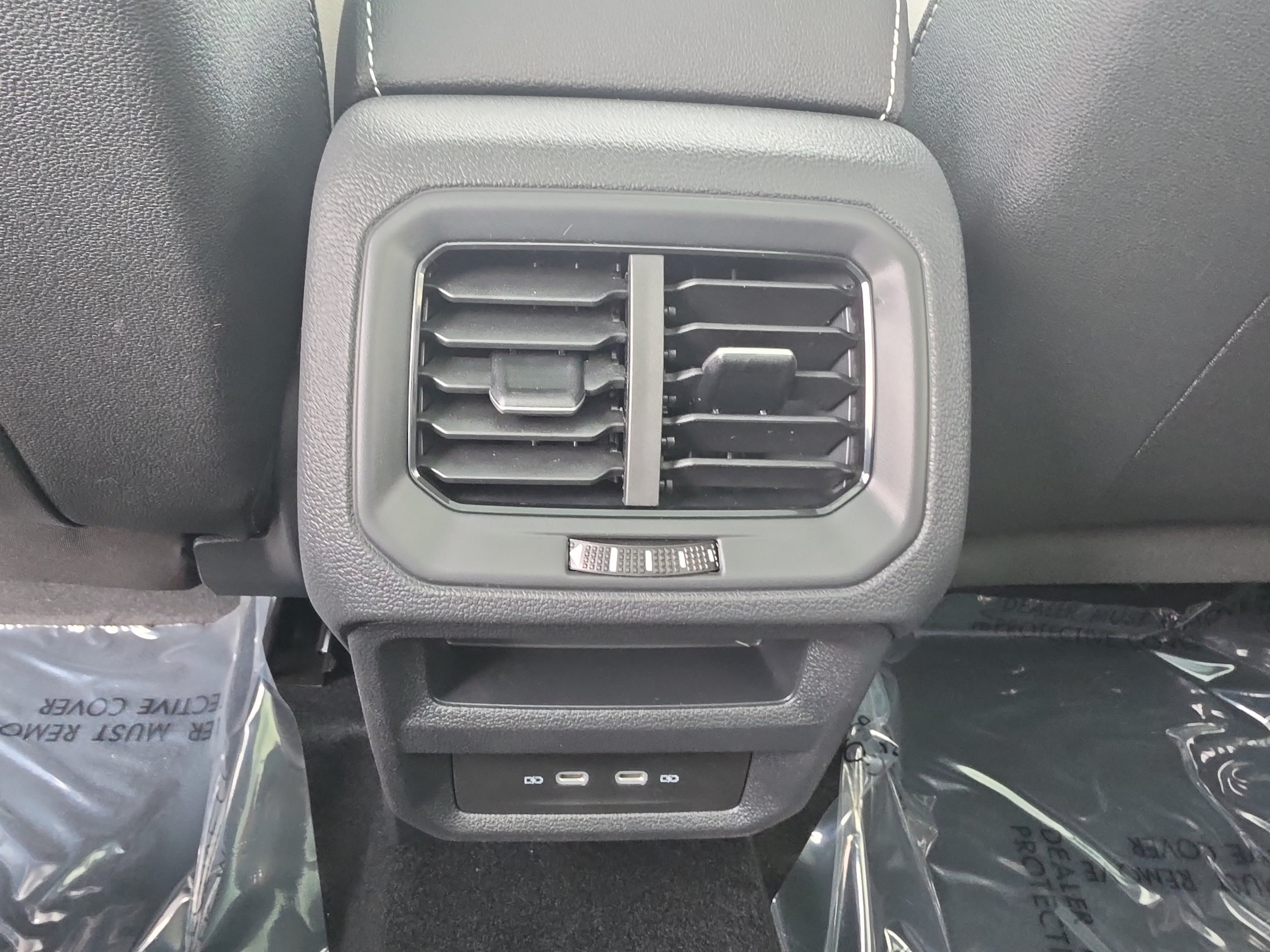2026 Volkswagen Taos SE - Photo 13