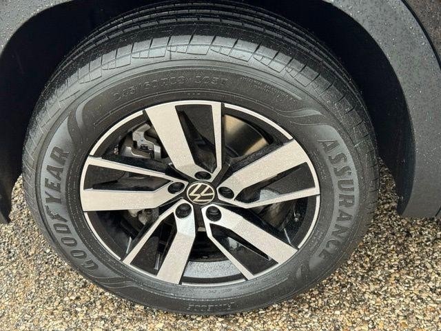2023 Volkswagen Atlas SE - Photo 9