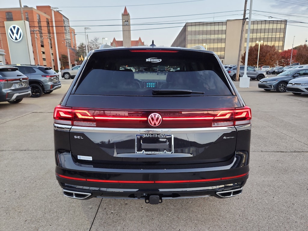 New 2026 Volkswagen Atlas 2.0T SEL Premium R-Line SUV