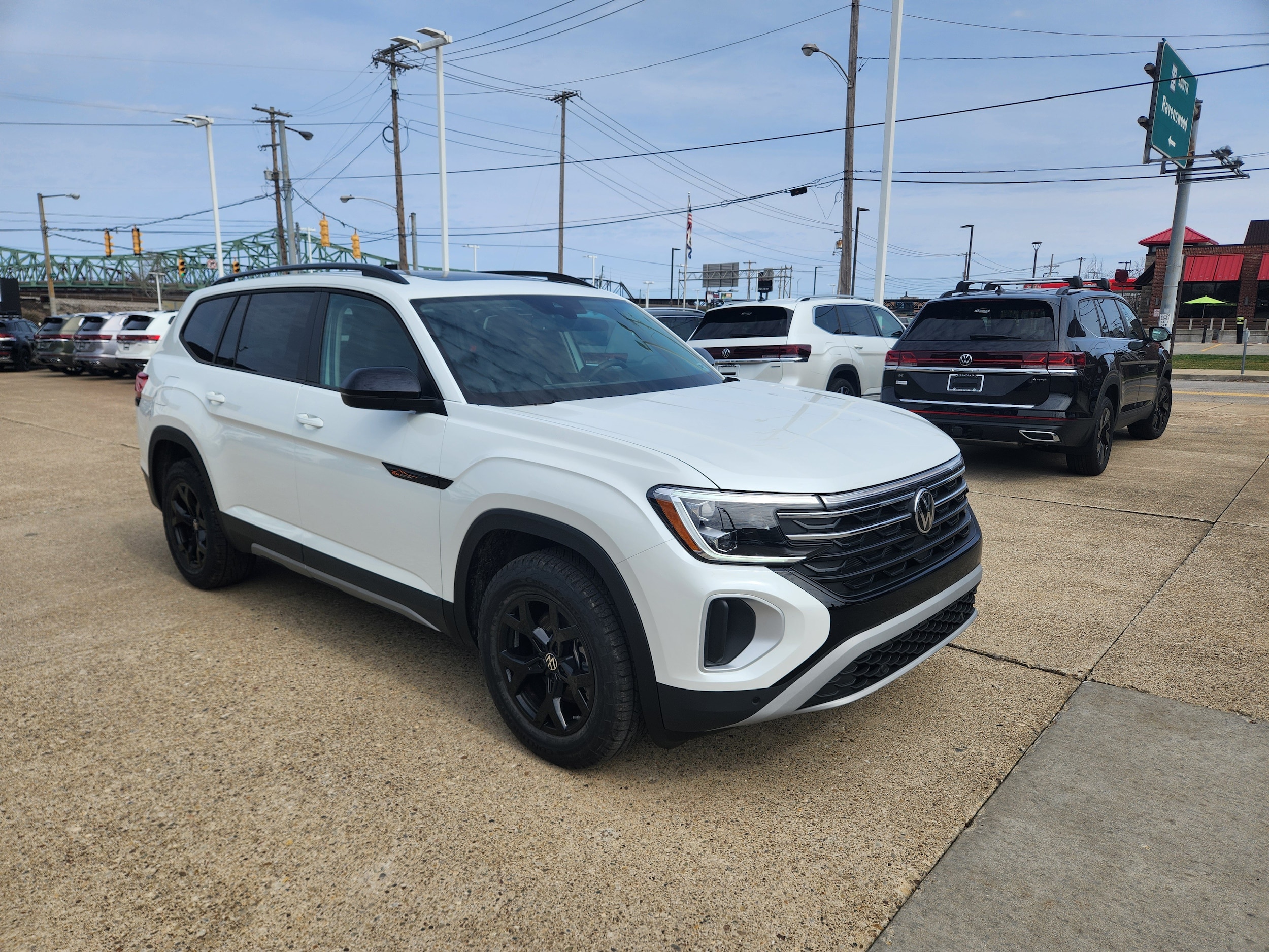 2026 Volkswagen Atlas Atlas Peak Edition - Photo 8