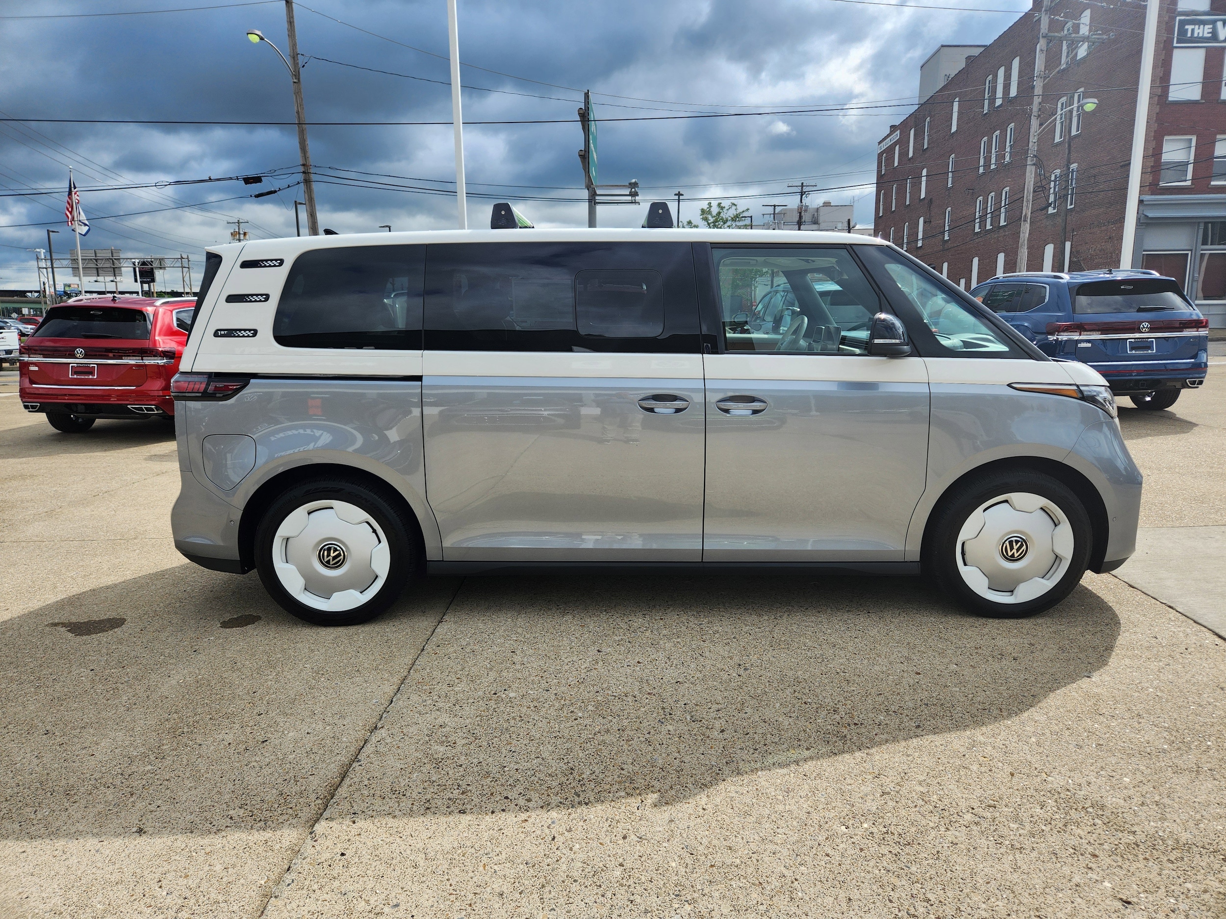 2025 Volkswagen ID. Buzz 1st Edition - Photo 6