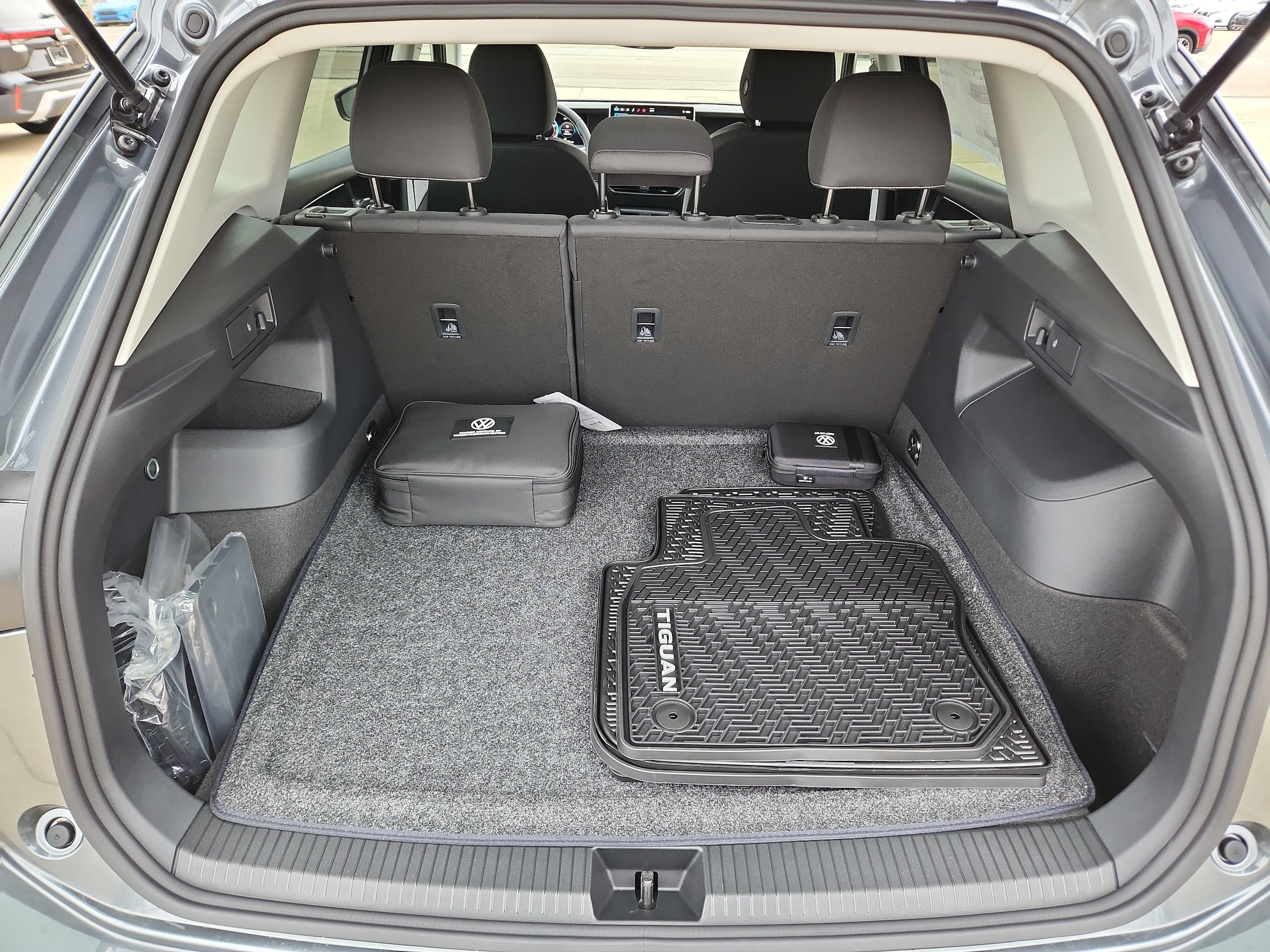 2026 Volkswagen Tiguan S - Photo 10