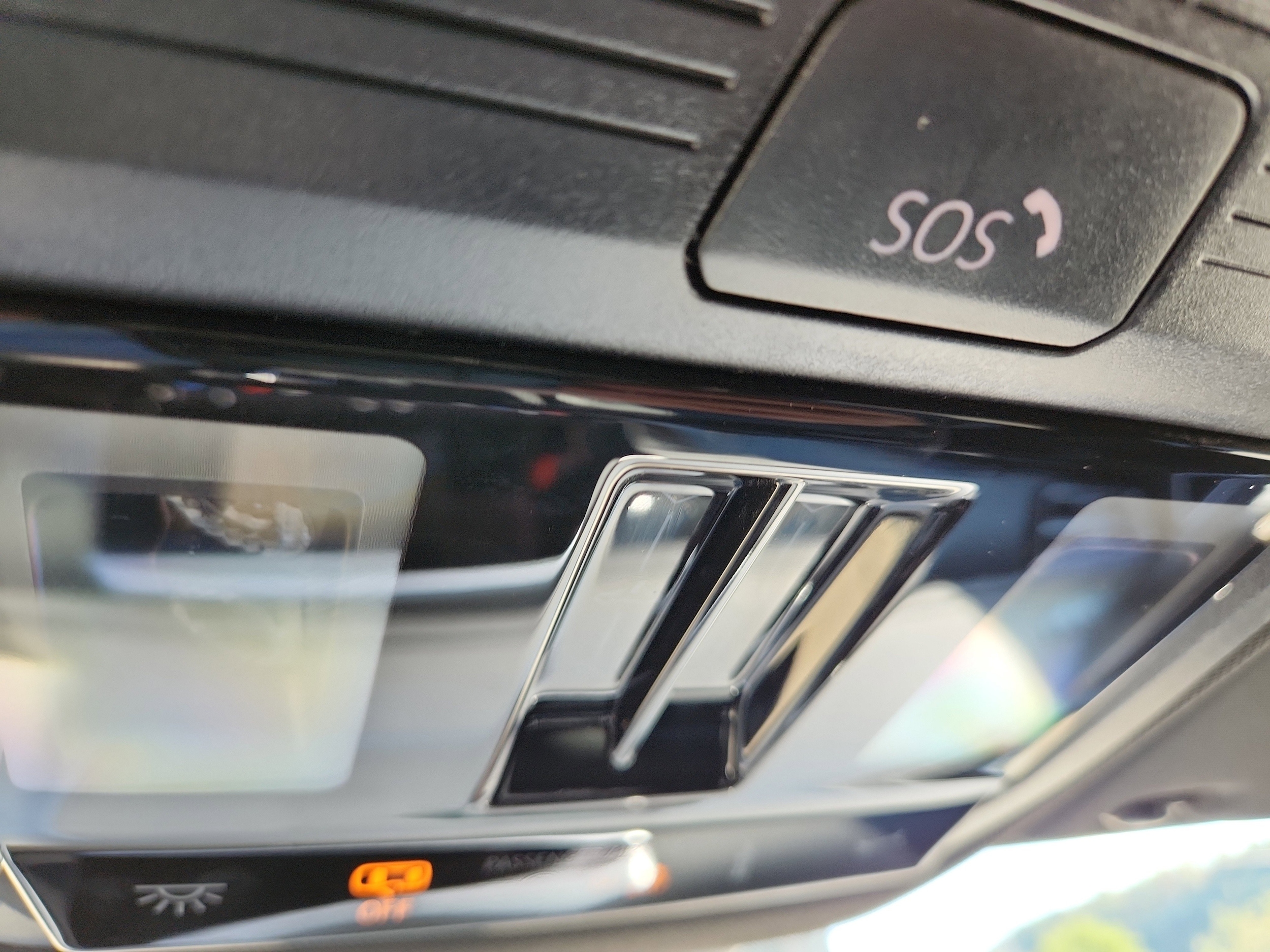 2026 Volkswagen Atlas Cross Sport SEL Premium R-LINE - Photo 26
