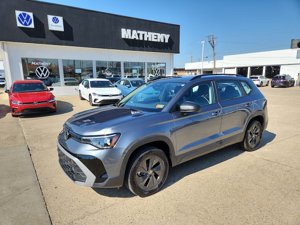 New 2025 Volkswagen Taos 1.5T S SUV